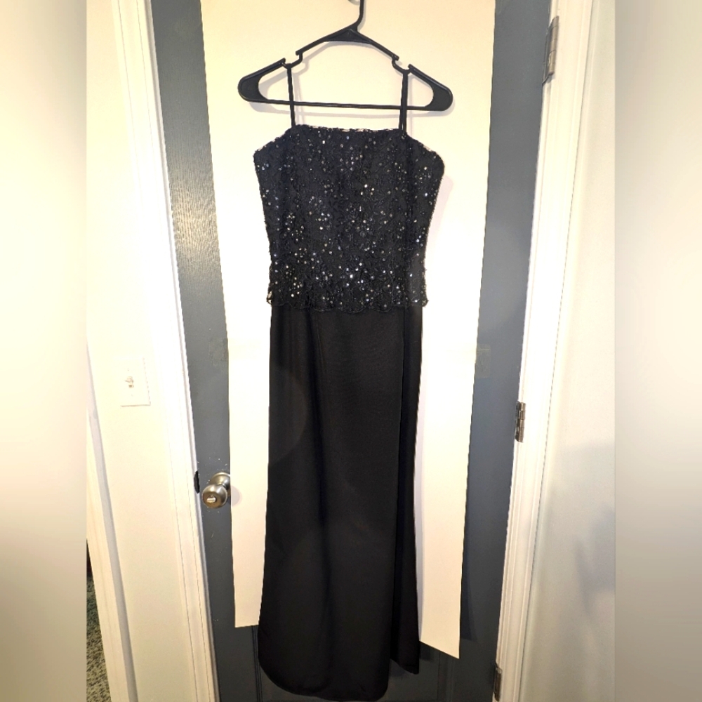 Sean Couture‎ Black Sequined Evening Dress Size 8 Petite